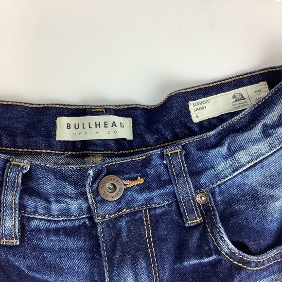 BULLHEAD DISTRESSED LOW RISE FESTIVAL SHORTS - Picture 2 of 4